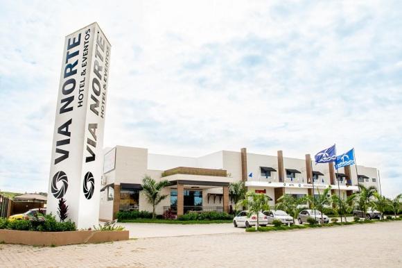 Via Norte Hotel & Eventos Macaé Buitenkant foto